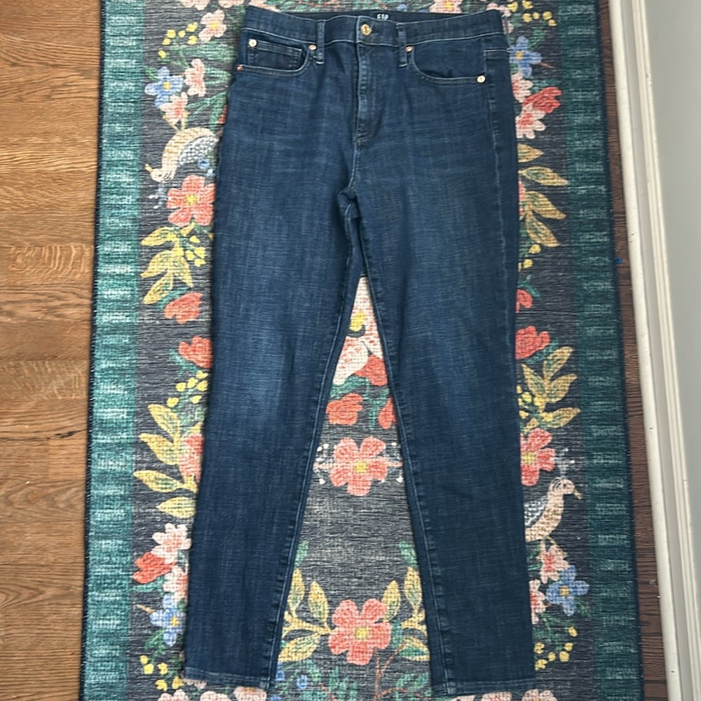 Gap Dark Wash True Skinny Jeans, Size 31